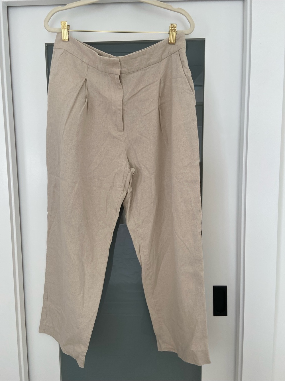 Zara Beige Wide-Leg Pleat Front Linen Trousers